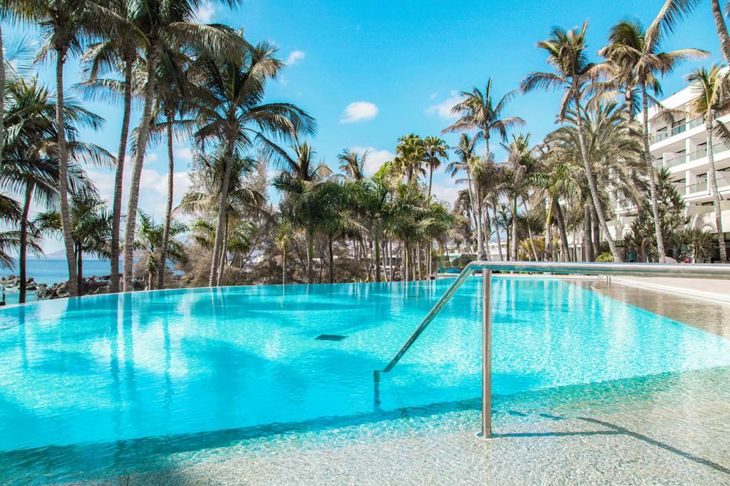 Infinity-Pool, Hotel Fariones auf Lanzarote