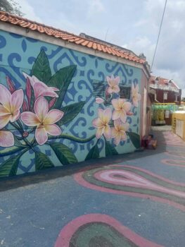 Kunstvolles Gebäude im Viertel Otrabanda